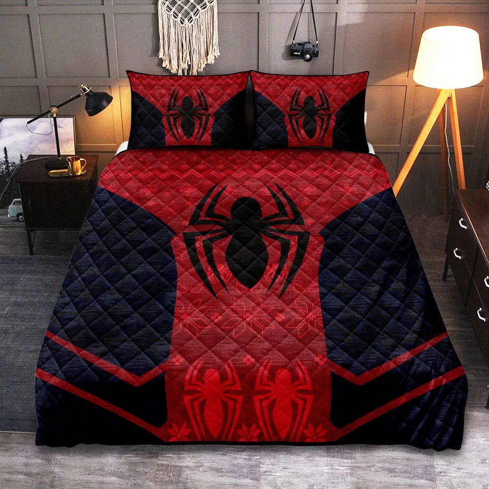 Superhero-Inspired Red & Black Bedding Set - Cozy Comforter With Pillow Shams