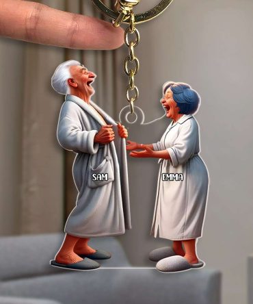 Personalized Gifts For Couple Keychain Funny Old Couple 02Qhmh071224