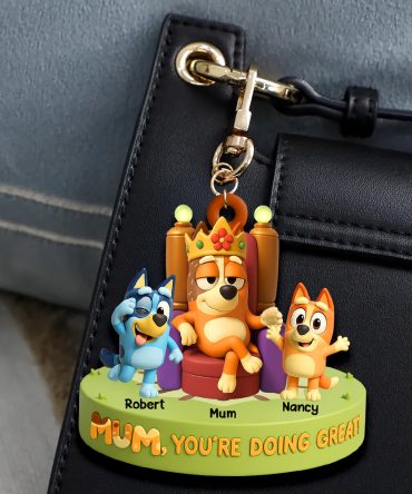 Personalized Gifts For Mom Keychain, Queen Mom 03Qhdt080425