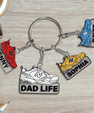 Personalized Gifts For Dad Keychain With Shoes Charms 01Natn170524