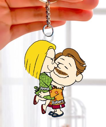 Personalized Gifts For Couple Keychain Couple Kissing 01Acti041224