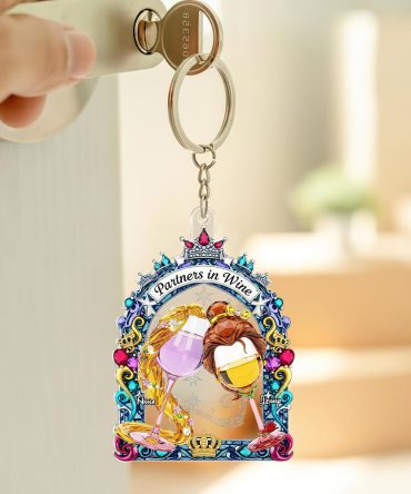 Princess Besties Keychain - Personalized Gifts For Besties 01Nati100625