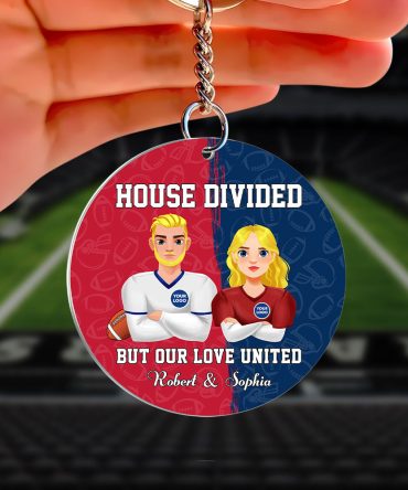 Personalized Gifts For Couple Keychain American Football Couple 02Huti230125Hg
