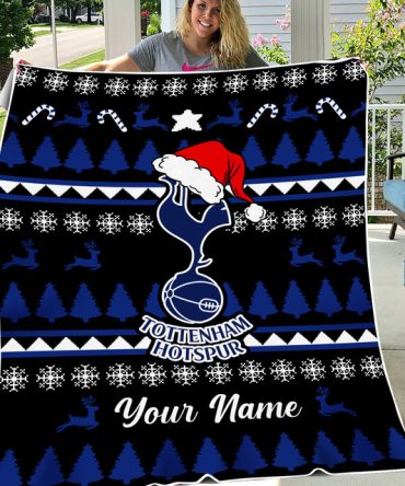 Personalized Tottenham Hotspur Christmas Blanket - Cozy Holiday Gift!