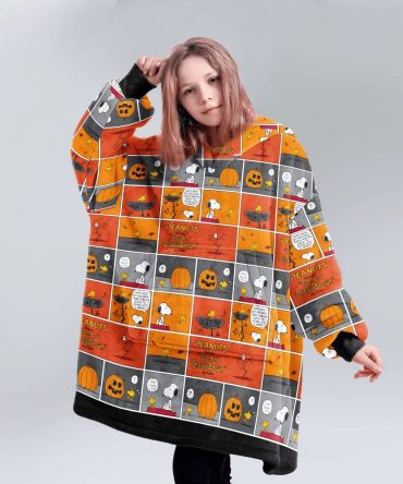 Kid Snoopy Halloween Comic Panel Unisex Blanket Hoodie