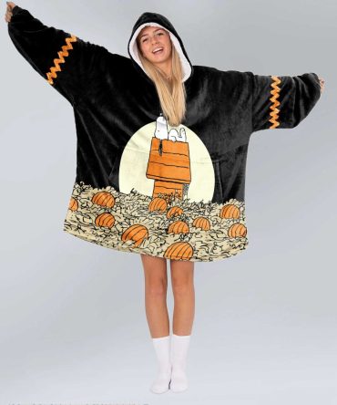 Adult Peanuts Spooky Night Pumpkin Unisex Blanket Hoodie