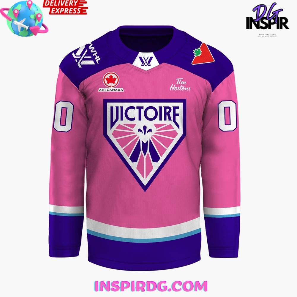 Barbie X Victoire De Montr�Al Special Edition Hockey Jersey - Image 2