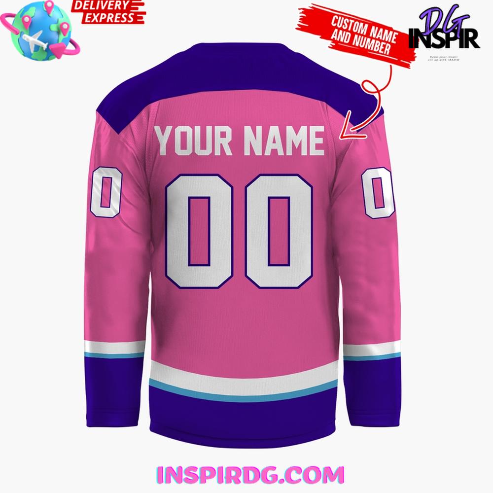 Barbie X Victoire De Montr�Al Special Edition Hockey Jersey - Image 3