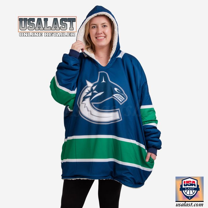 New Nhl Vancouver Canucks Big Logo Blanket Hoodie Hoodie Blanket