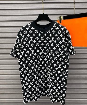 Louis Vuitton Luxury T-Shirt Dn26120514