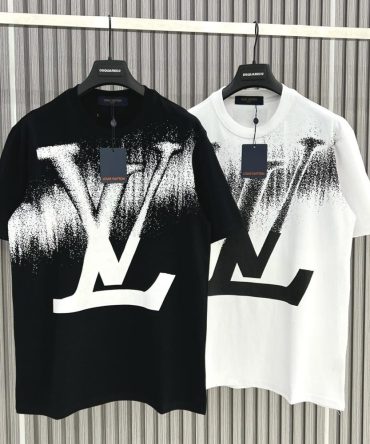 Louis Vuitton Luxury T-Shirt Dn26120518