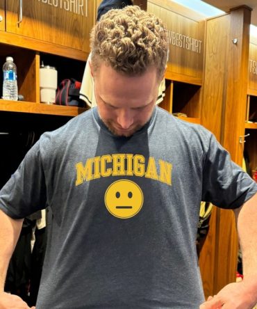 Michigan Wolverines Basketball Blank Expression Shirt