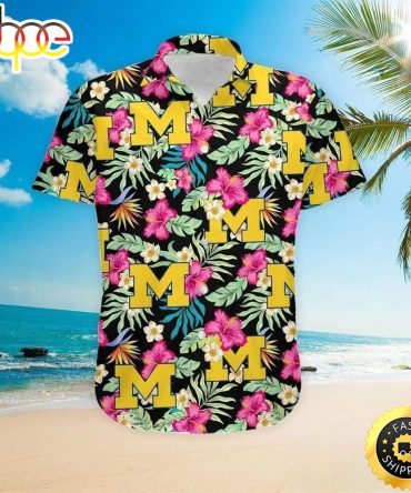Michigan Wolverines Hawaiian Shirt Hibiscus Pattern Beach Vacation Gift