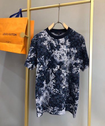 Louis Vuitton Luxury T-Shirt Dn26120612
