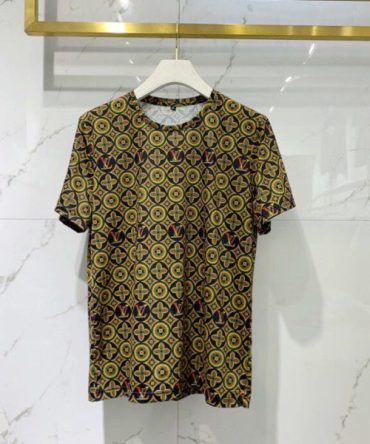 Limited Edition 2025 Louis Vuitton LV Unisex T-Shirt - Pn10104030
