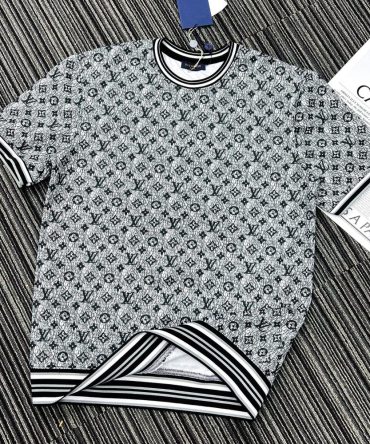 Limited Edition 2025 Louis Vuitton LV Unisex T-Shirt - Pn47014