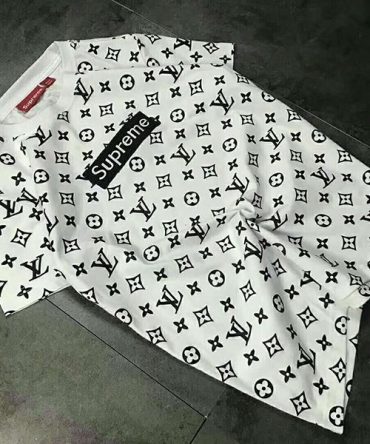 Limited Edition 2025 Louis Vuitton LV Unisex T-Shirt - Q290323009