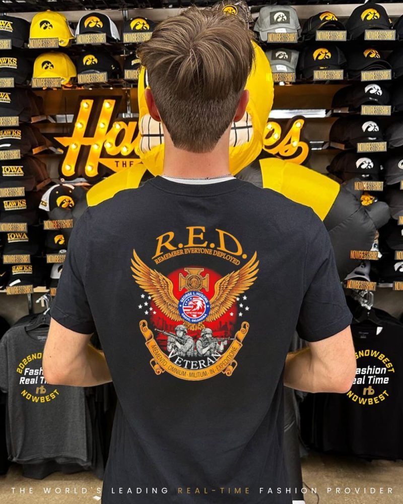 R.E.D. Remember Everyone Deployed Veteran Memento Omnium Militum Shirt - Image 2