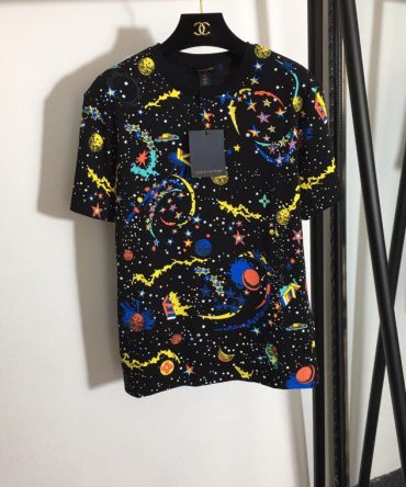 Louis Vuitton Luxury T-Shirt Dn26120616