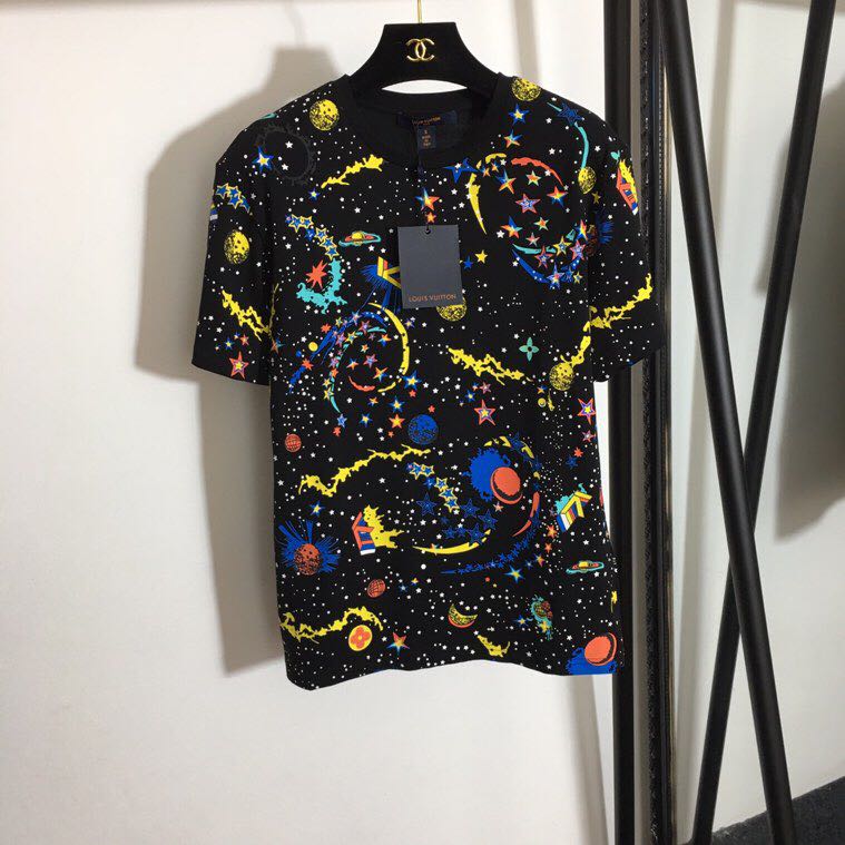 Louis Vuitton Luxury T-Shirt Dn26120616