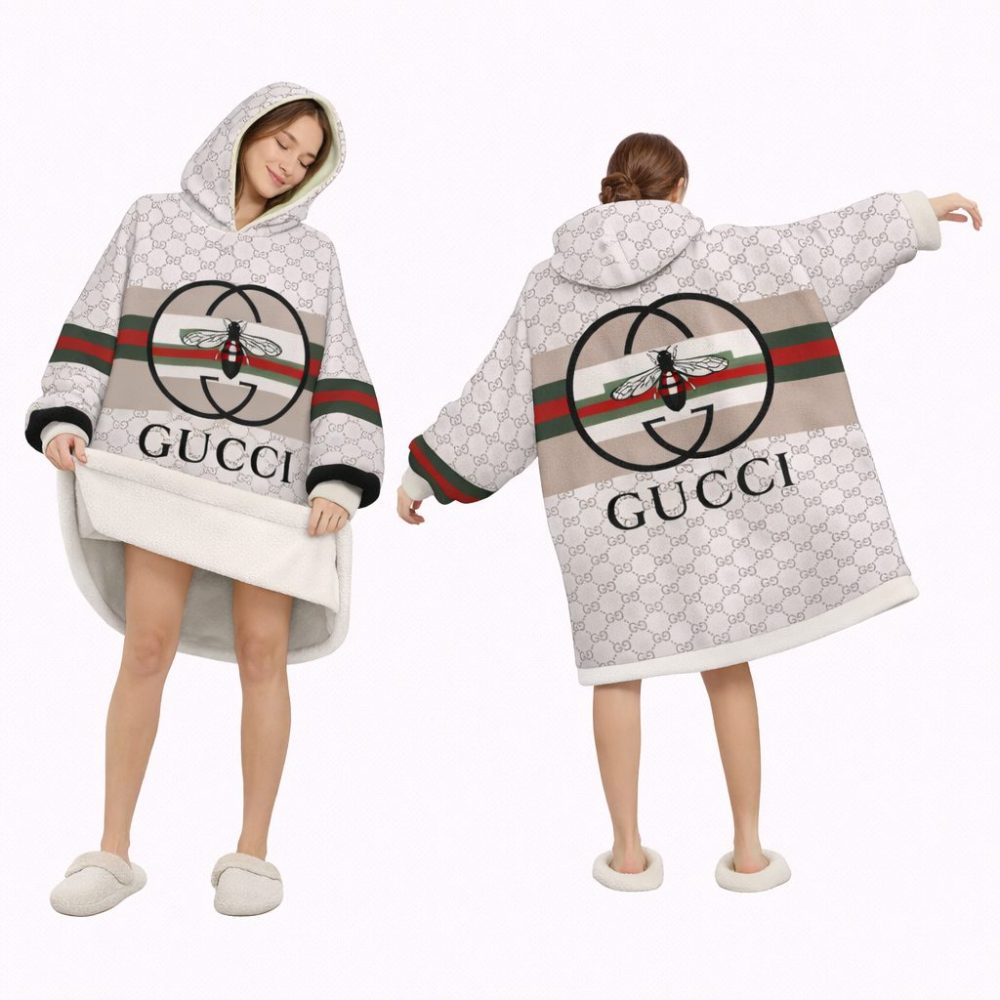 White Classic Design Gucci Blanket Hoodie , Cozy Wearable Blanket Hoodie