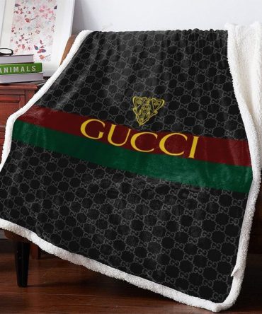Gucci Logo Limited Editition Fleece Blankets 019
