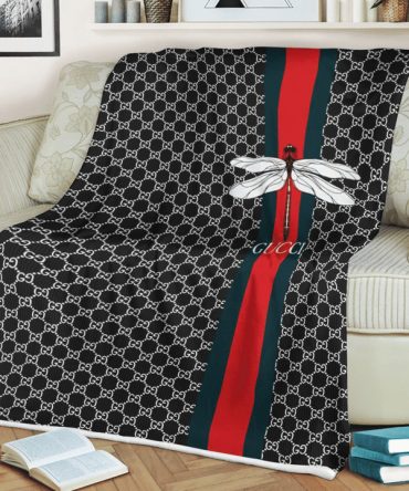 Louis Vuitton Limited Editition Fleece Blankets 01
