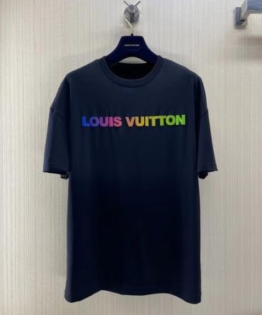 Louis Vuitton Luxury T-Shirt Dn26200500