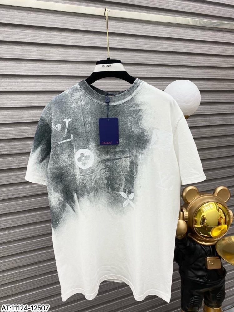 Louis Vuitton Luxury T-Shirt Dn26290501