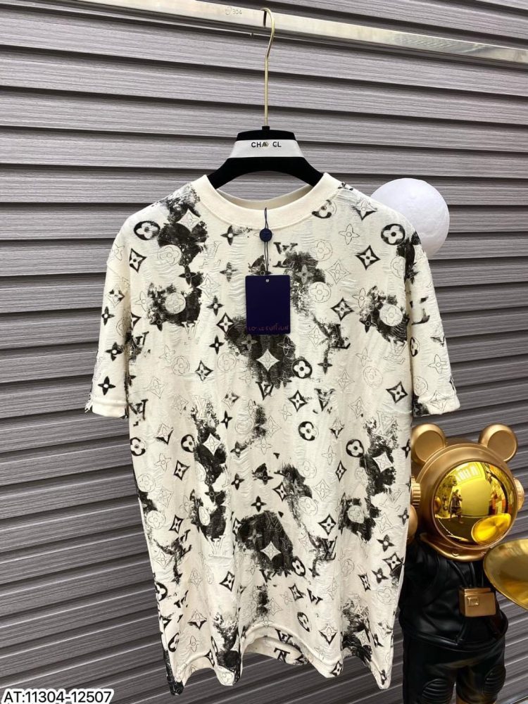 Louis Vuitton Luxury T-Shirt Dn26290502