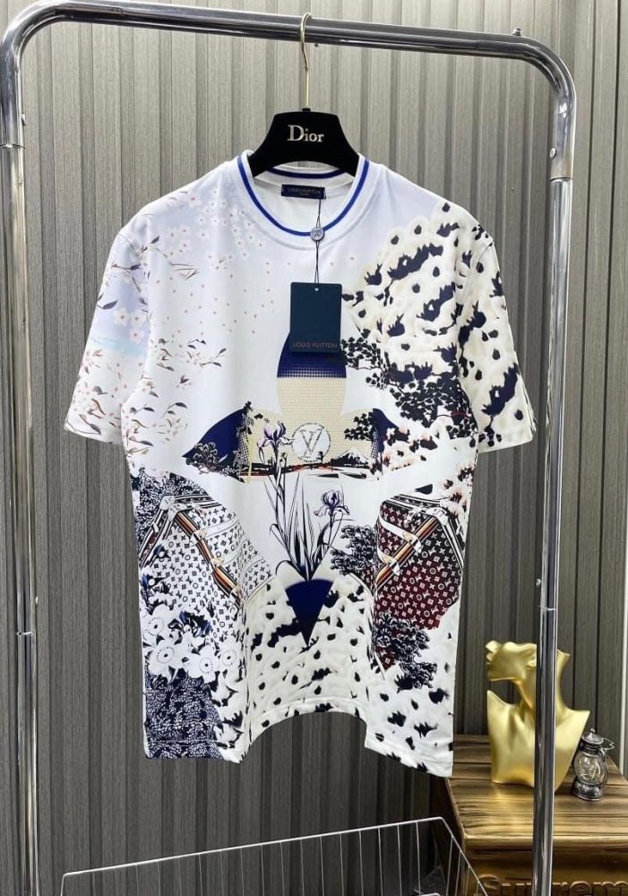 Louis Vuitton Luxury T-Shirt Dn26060609