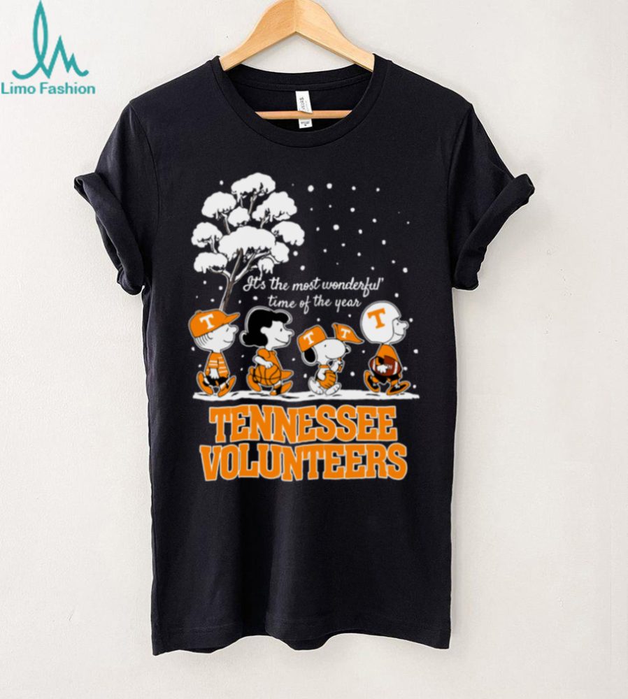 Peanuts Tennessee Volunteers Winter It'S The Most Wonderful Time Of The Year T Shirt