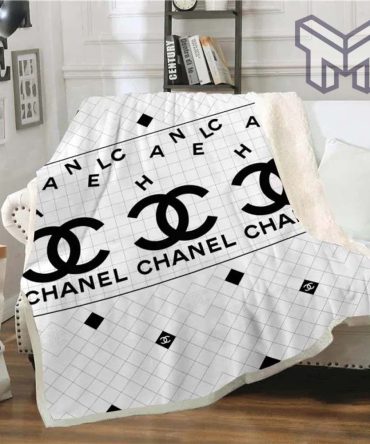 Chanel White Fashion Luxury Brand Fleece Blanket Comfortable Blanket