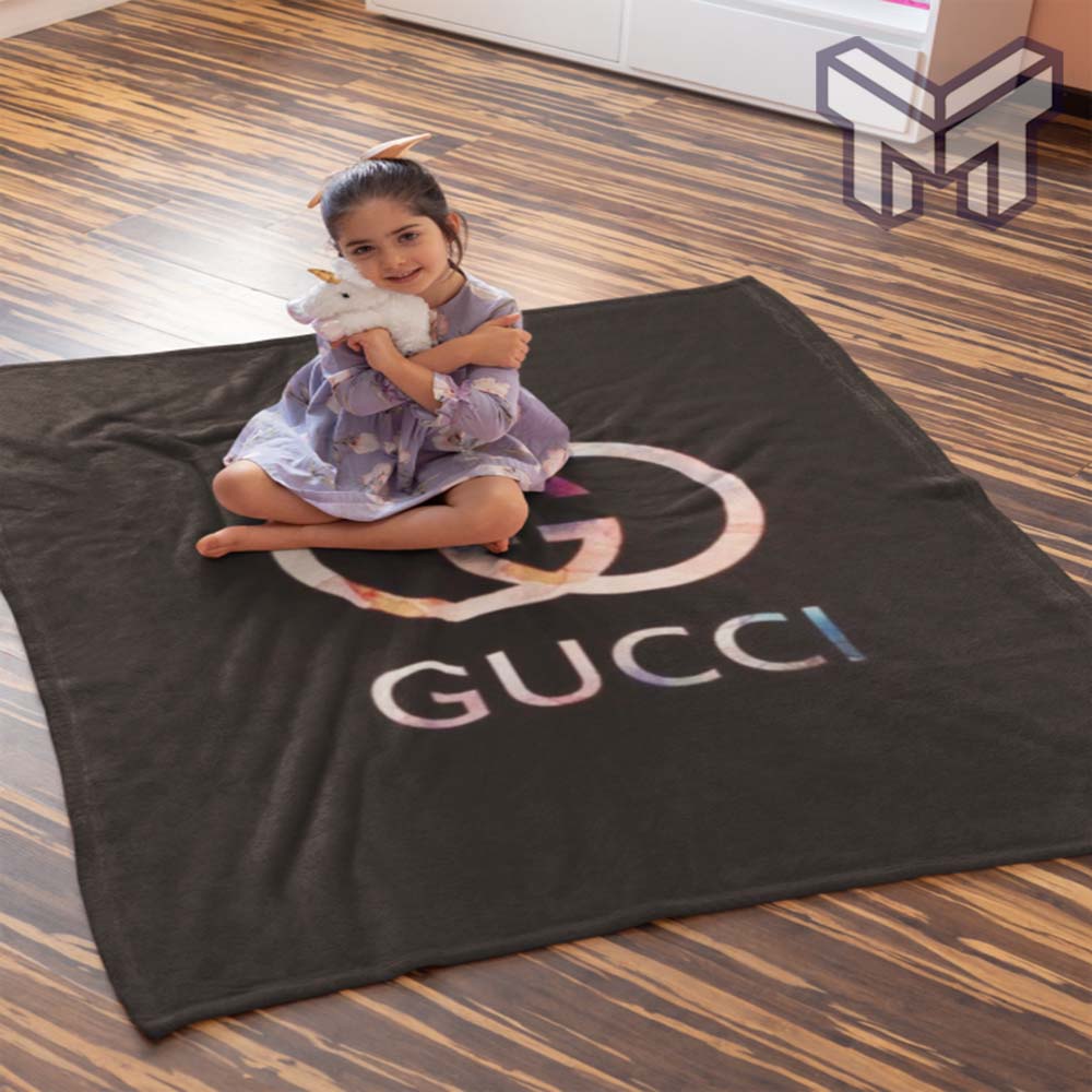 Gucci Black Luxury Brand New Logo Premium Blanket Fleece Thin Blanket To Keep Warm