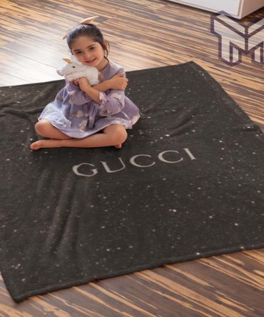 Gucci Dark Luxury Brand Hot Logo Premium Blanket Fleece Thin Blanket To Keep Warm