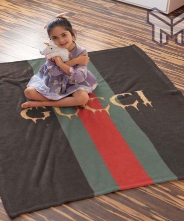 Gucci Premium Logo Luxury Brand Blanket Fleece Thin Blanket To Keep Warm