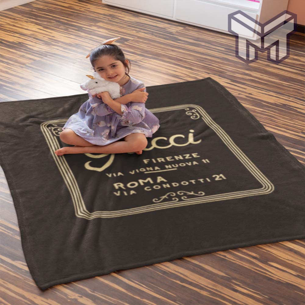 Gucci Roma Luxury Brand Hot Logo Premium Blanket Fleece Thin Blanket To Keep Warm