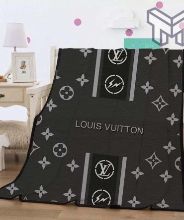 Louis Vuitton Dark Fashion Luxury Brand Fleece Blanket Comfortable Blanket