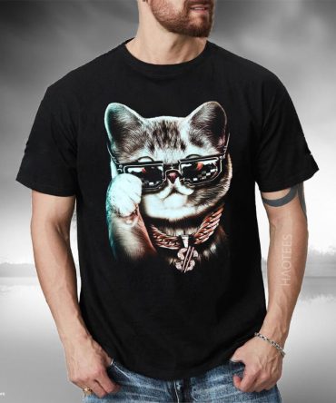 Noble Cat Wearing Glasses Is Very Eye-Catching T-Shirt