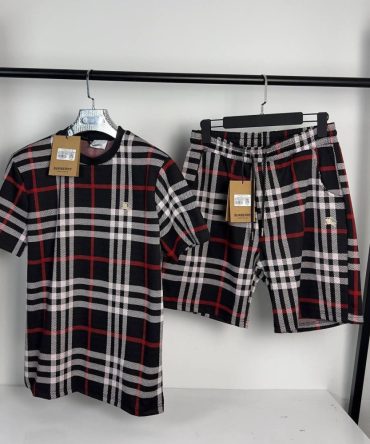 Luxury Brand Burberry T-Shirt Hot Gift Pea346149