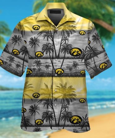 Iowa Hawkeyes Short Sleeve Button Up Tropical Hawaiian Shirt Ver022