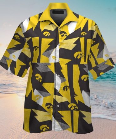 Iowa Hawkeyes Short Sleeve Button Up Tropical Hawaiian Shirt Ver023