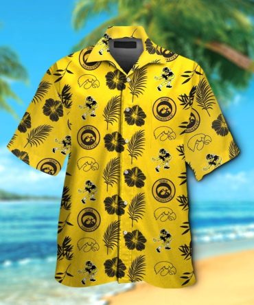Iowa Hawkeyes Short Sleeve Button Up Tropical Hawaiian Shirt Ver026