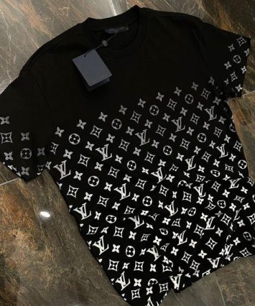 Limited Brand L Louis Vuitton Lv Unisex T-Shirt Gift Hot Pea322489899