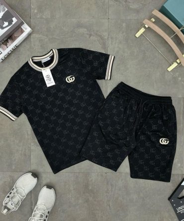 Limited Gucci Brand Unisex T-Shirt Gift Hot Pea345650