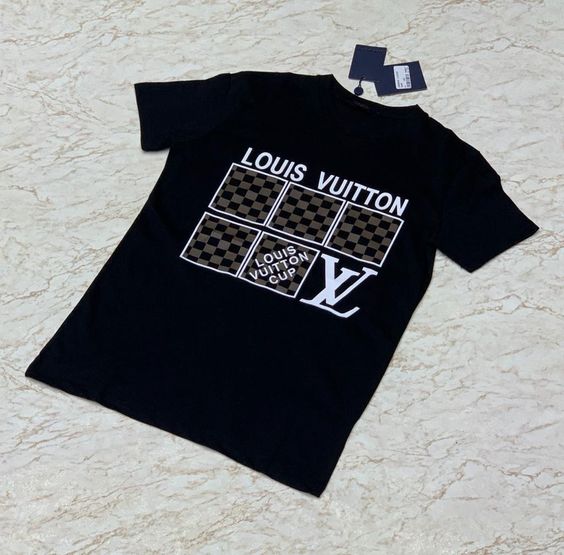 Limited Edition Louis Vuitton Lv Unisex T-Shirt Hot Gift 2024 Pea02200624