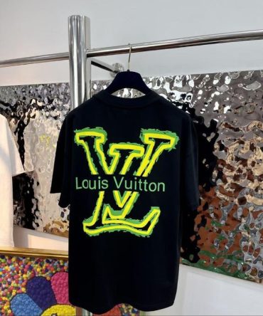 Limited Edition Louis Vuitton Lv Unisex T-Shirt Hot Gift 2024  Pea31519
