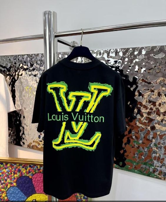 Limited Edition Louis Vuitton Lv Unisex T-Shirt Hot Gift 2024 Pea31519