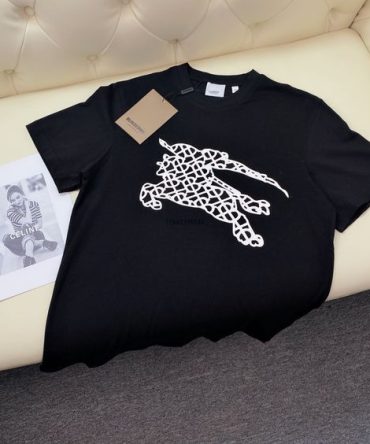 Limited Edition Luxury Brand Burberry T-Shirt Hot Gift 2024 Pea345426