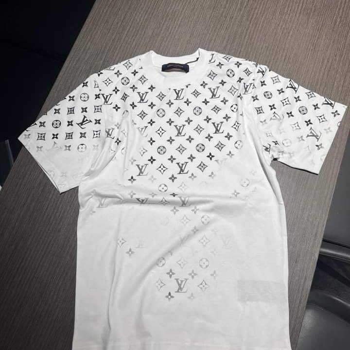 Limited Edition Louis Vuitton Lv Unisex T-Shirt Hot Gift 2024 Pea345826